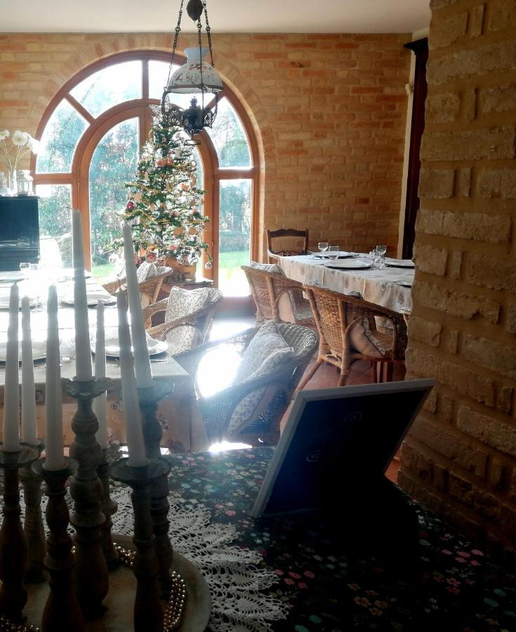 B&B La Casa Tra Gli Ulivi チヴィタノーヴァ・マルケ エクステリア 写真